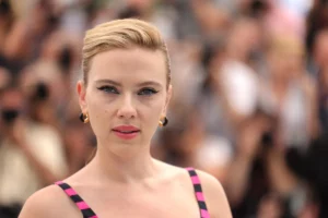 Lire la suite à propos de l’article Light On Cyber #41 : Scarlett Johansson comme assistante virtuelle ?
